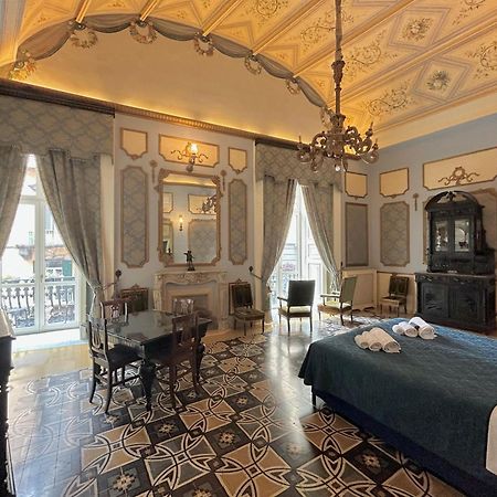 Carafa Di Maddaloni Residenza Di Charme Hotell Napoli Eksteriør bilde