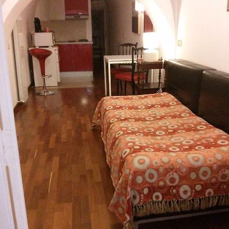 Carafa Di Maddaloni Residenza Di Charme Hotell Napoli Eksteriør bilde