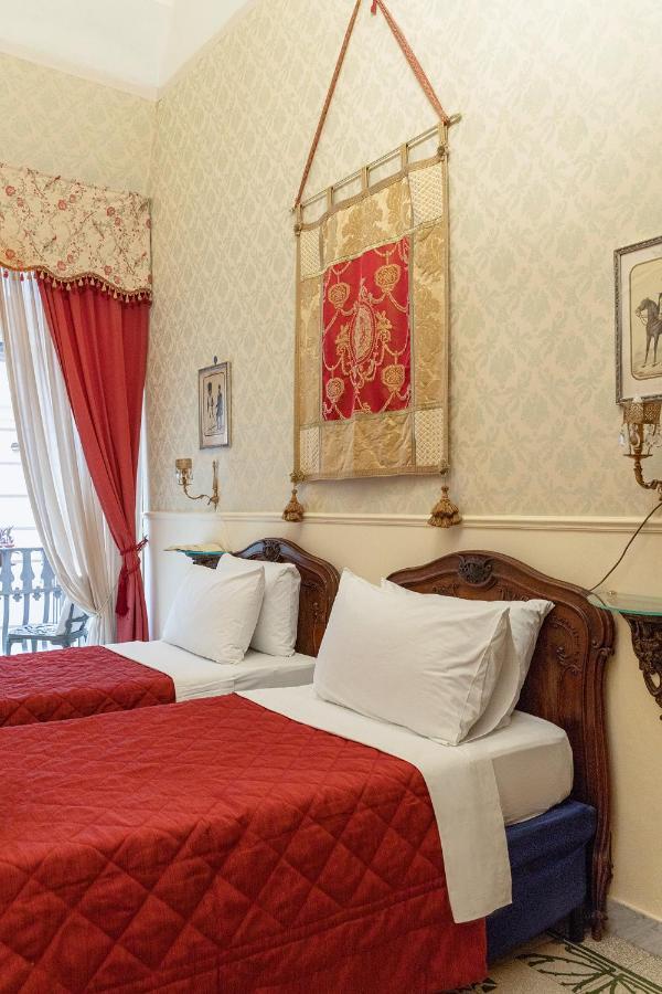 Carafa Di Maddaloni Residenza Di Charme Hotell Napoli Eksteriør bilde